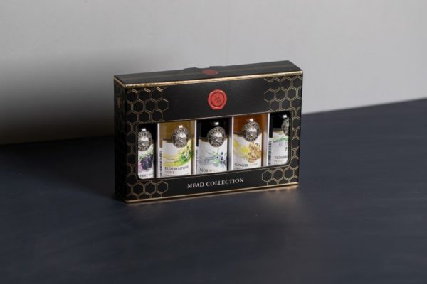 Mead Alcohol Miniature Bottle Gift Set Packaging with Newton Print