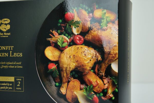 Skillet box packaging with spot UV gloss printing